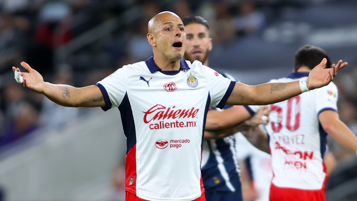 El conjunto rojiblanco se manifestó sobre la postura de su jugador y aseguró que todo elemento debe ser un ejemplo dentro y fuera de la cancha