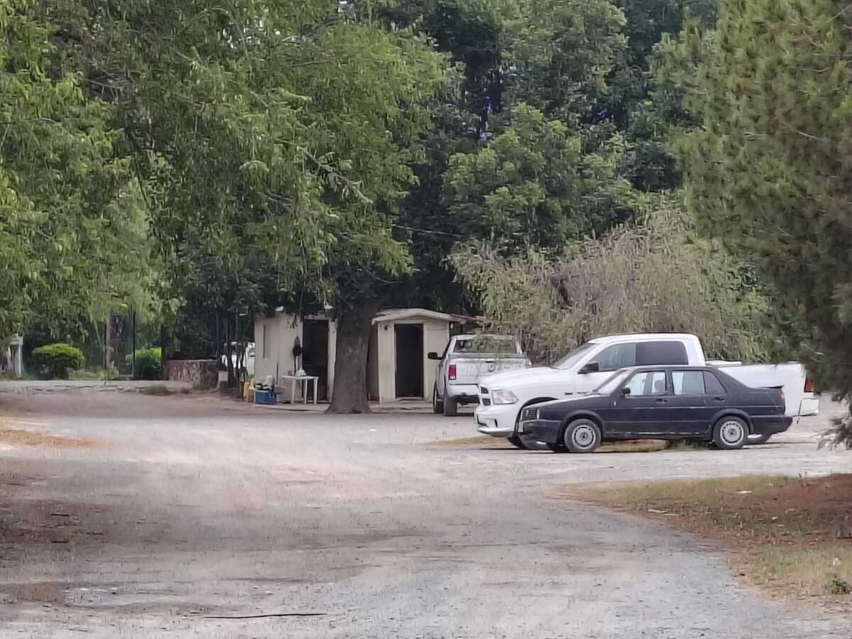 El rancho del exgobernador de Nuevo León, Jaime Rodríguez Calderón se mantuvo sin resguardo tras el intento de incendio de su propiedad.