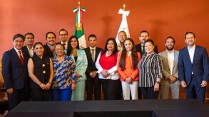En la reunión estuvieron presentes diputados federales