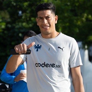 El portero argentino saldrá del Monterrey previo al Apertura 2025, así lo confirmó 'Willie' González en RG La Deportiva.