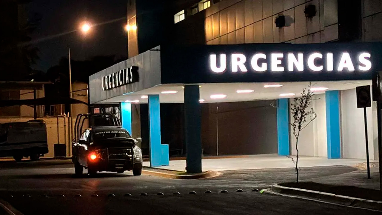 Con dos heridas de bala condujo un hombre hasta un hospital para pedir ayuda la noche del miércoles 23 de julio, en la zona norte de Monterrey.