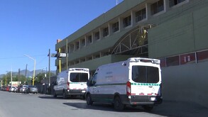 Durante la consulta médica se señala que la mujer había tomado un té de hierbas con la intención de interrumpir un posible embarazo.