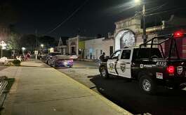 Hombres armados irrumpieron en una casa de la colonia El Mezquital en el municipio de Apodaca, Nuevo León y dispararon contra dos hermanas.