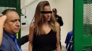 Lady racista fue agredida por ciudadanos al salir de su primera audiencia