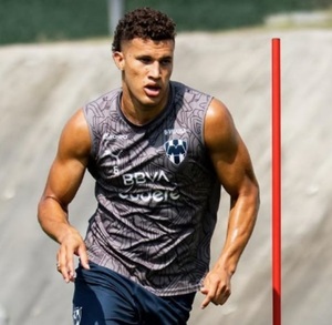 El mediocampista colombiano sigue en el ojo del huracán ante una posible salida del Monterrey para emigrar al futbol europeo.