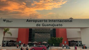 El Aeropuerto de Guanajuato ofrece varias opciones de estacionamiento, cada una con su propio costo.