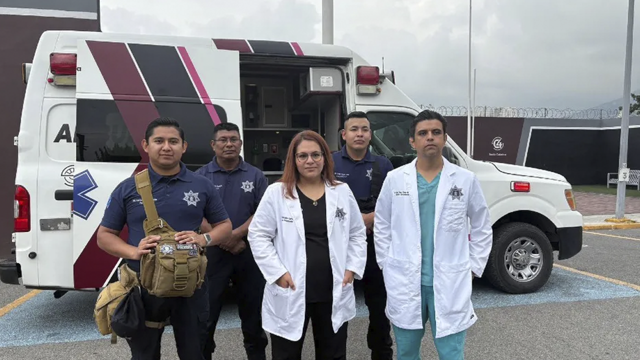 Una joven de 21 años que no sabía que estaba embarazada, dio a luz a una pequeña con el apoyo de un equipo de médicos y paramédicos de la Secretaría de Segurida