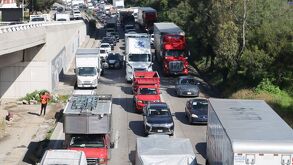 ¿Viajas por la autopista México-Puebla? Te recomendamos consultar este reporte vial con información sobre tráfico, cierres y accidentes en la vialidad.