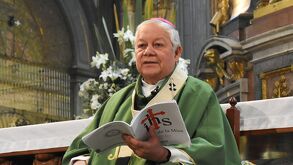 Como cada domingo se celebró una misa en la catedral de Puebla, en dónde el obispo pidió por el descanso de la maestra asesinada en Veracruz.