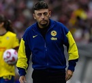 El entrenador español de 49 años llegó al equipo azulcrema hace 3 años y desde entonces el club ha tenido más protagonismo en la Liga MX Femenil.