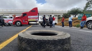 Asaltos, extorsiones y asesinatos son solo algunos de los delitos que han tenido lugar en la supercarretera Cuacnopalan-Oaxaca, según acusaron los conductores.