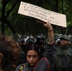 Debido a la gentrificación, los habitantes originales de algunas colonias de la Ciudad de México se ven forzados a mudarse a otras zonas más periféricas. Debido a la gentrificación, los habitantes originales de algunas colonias de la Ciudad de México se ven forzados a mudarse a otras zonas más periféricas.