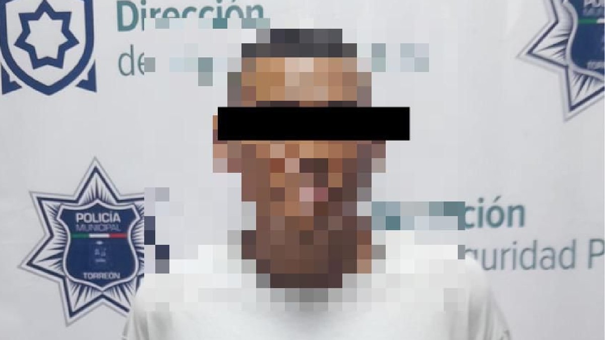 Un hombre fue detenido luego de ser acusado por una mujer de acosarla sexualmente tras reunirse para devolverle unas pertenencias que le robaron. Un hombre fue detenido luego de ser acusado por una mujer de acosarla sexualmente tras reunirse para devolverle unas pertenencias que le robaron.