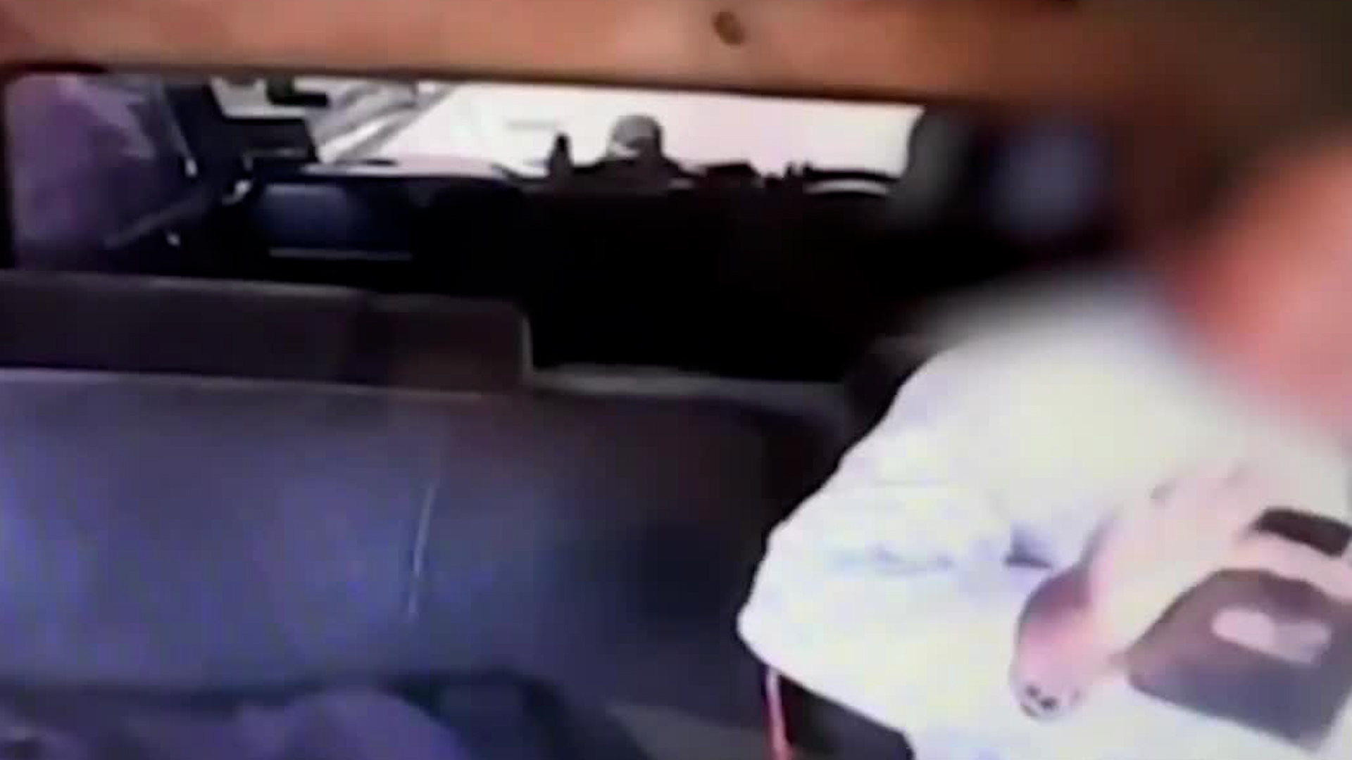 El conductor de la unidad alertó a la policía tan pronto se percató que estaba siendo seguido.