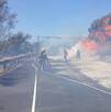 Incendio y explosión de pipa cargada de combustible provoca cierre en carretera Victoria-Monterrey Incendio y explosión de pipa cargada de combustible provoca cierre en carretera Victoria-Monterrey