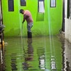 Lluvias provocan inundaciones y encharcamientos en Tláhuac, Ciudad de México.