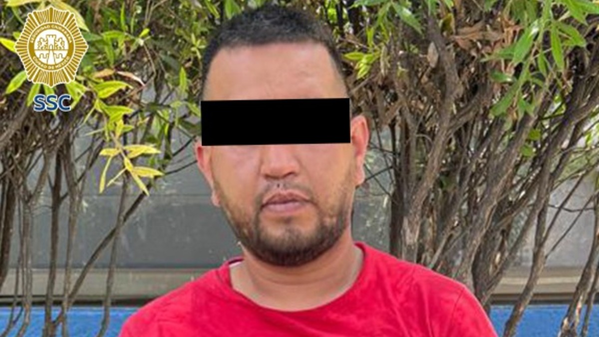 El Daza, es uno de los presuntos líderes de La Unión Tepito y fue detenido en posesión de diversas dosis de drogas y un arma de fuego El Daza, es uno de los presuntos líderes de La Unión Tepito y fue detenido en posesión de diversas dosis de drogas y un arma de fuego