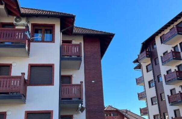¿Cómo es el departamento con supuesta cama quemada de Booking?