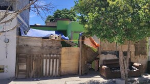 La madera del techo de la casa presentaba un desgaste que pudo provocar que la estructura se colapsara.