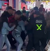 Este incidente se volvió popular en las redes sociales, generando una variedad de reacciones y comentarios sobre la deslealtad y el amor. Este incidente se volvió popular en las redes sociales, generando una variedad de reacciones y comentarios sobre la deslealtad y el amor.