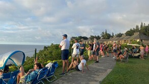 Así vivieron turistas y residentes la alerta de tsunami en Hawái