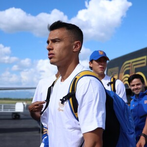Tigres no pudo salir de Houston rumbo a San Diego debido a problemas en el avión.