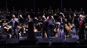 Danny Elfman compartió escenario con 'La Super'. / Luis Guerra