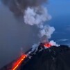 El volcán Kliuchevskói entró en erupción tras dos potentes terrmotos en Kamchatka, que desataron alertas de tsunami en Rusia y el Pacífico. El volcán Kliuchevskói entró en erupción tras dos potentes terrmotos en Kamchatka, que desataron alertas de tsunami en Rusia y el Pacífico.