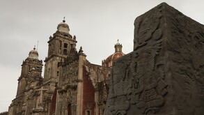 Así es el 'Memorial del Legado de grandeza México-Tenochtitlán, 7 siglos' del Zócalo de la Ciudad de México.