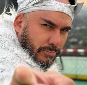 Alex Montiel: así locía en sus inicios de Televisión