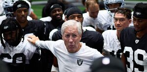 El equipo de futbol americano en Las Vegas se alista para su primer partido de pretemporada el 7 de agosto ante Seahawks.