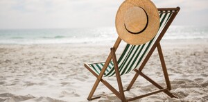 ¿Hay días feriados oficiales en agosto?