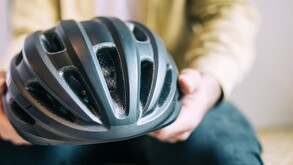 La mujer usaba el servicio de moto por aplicación cuando el conductor perdió el control y golpeó su cabeza contra el suelo, terminando con su vida
