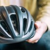 La mujer usaba el servicio de moto por aplicación cuando el conductor perdió el control y golpeó su cabeza contra el suelo, terminando con su vida La mujer usaba el servicio de moto por aplicación cuando el conductor perdió el control y golpeó su cabeza contra el suelo, terminando con su vida