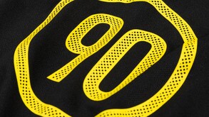 La marca de la saeta busca traer de regreso su legendaria colección Total 90 con estos uniformes en equipos de la élite mundial.