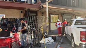 El hombre tras la agresión cayó de unas escaleras donde se goleó la cabeza