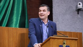 Mauro Guerra pide detener aumento mensual de tarifas del transporte público en Nuevo León