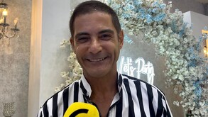 Entre recuerdos, aprendizajes y música nueva, Charlie Massó revela cómo ha construido su identidad fuera del fenómeno juvenil.