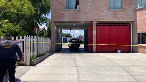 A la estación del cuerpo de bomberos, ubicada en la colonia 26 de marzo, llegó el hombre quien ya no contaba con signos vitales en Saltillo.