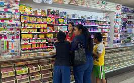 La Canaco Monterrey estimó una derrama económica de 7 mil millones de pesos por útiles escolares en el regreso a clases en Nuevo León.