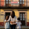 Madre soltera pierde mil pesos al intentar rentar casa en Guadalajara a través de rede sociales; la vivienda ya estaba habitada y la arrendadora desapareció. Madre soltera pierde mil pesos al intentar rentar casa en Guadalajara a través de rede sociales; la vivienda ya estaba habitada y la arrendadora desapareció.