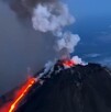 El volcán Kliuchevskói entró en erupción tras dos potentes terrmotos en Kamchatka, que desataron alertas de tsunami en Rusia y el Pacífico.