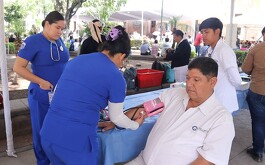 Tlajomulco entrega 15 mil tarjetas de salud gratuitas