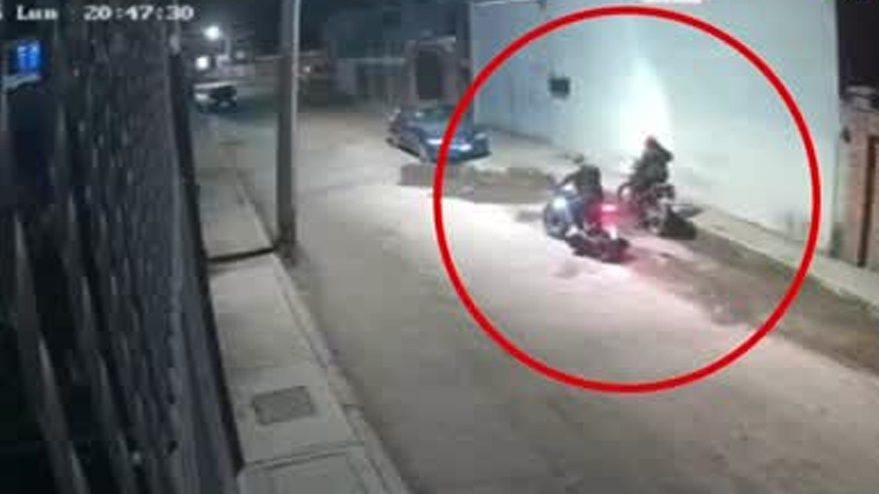 Un joven fue despojado de su motocicleta en un asalto a mano armada registrado en el municipio de Cuautitlán Izcalli, Estado de México.