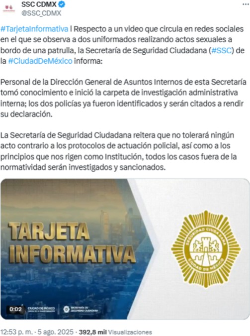 Un video que se difundió en redes sociales muestra a dos policías haciendo actos sexuales.