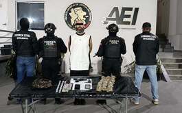 Un hombre fue detenido por protagonizar una pelea callejera en la colonia Barrio La Moderna, en el municipio de Monterrey, Nuevo León.