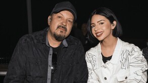 Ángela Aguilar celebra el cumpleaños de su padre.