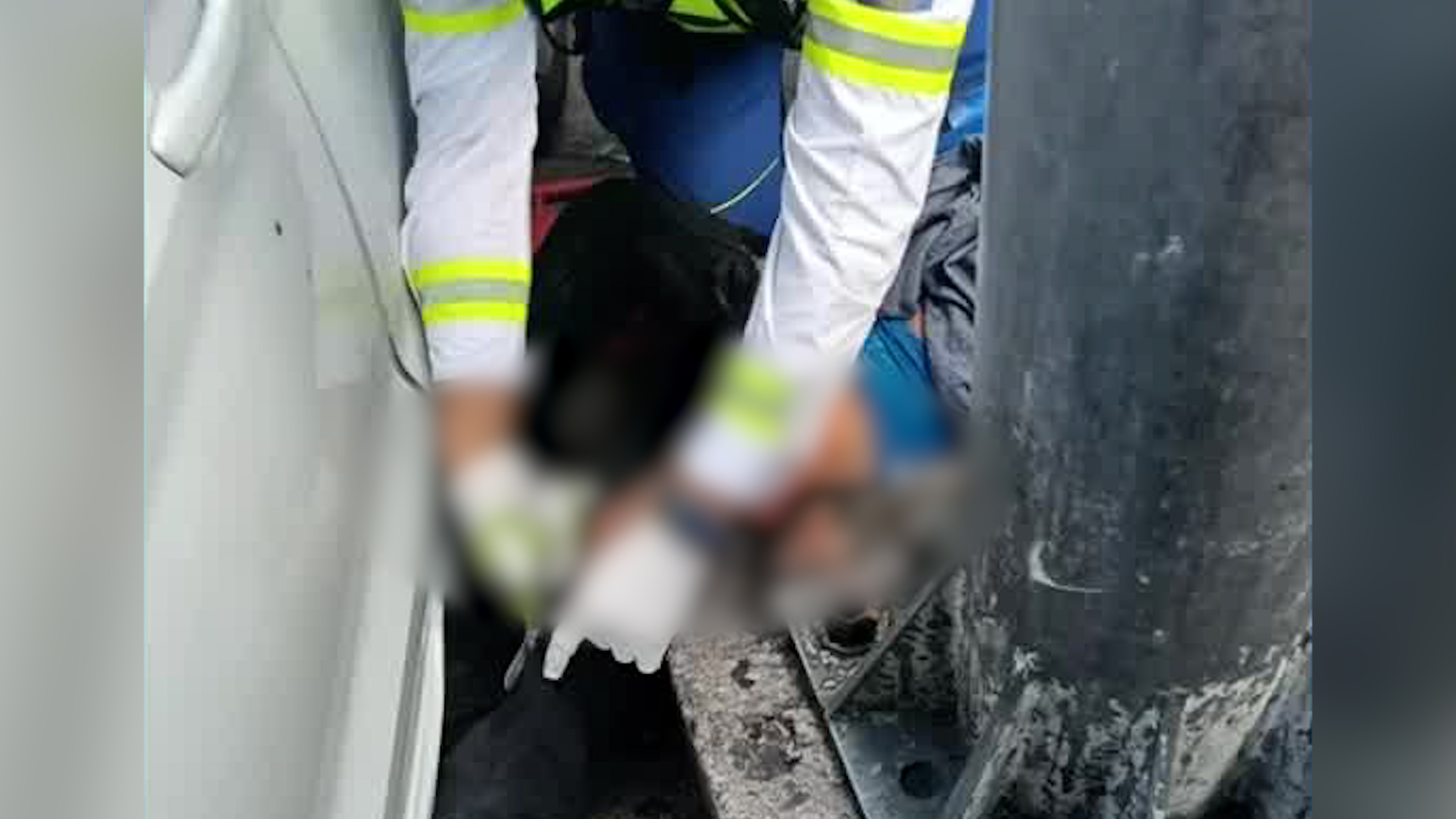 Familiares aseguran que el apoyo de las autoridades es nulo, pues pese a que el menor perdió una pierna, la conductora sigue en libertad.