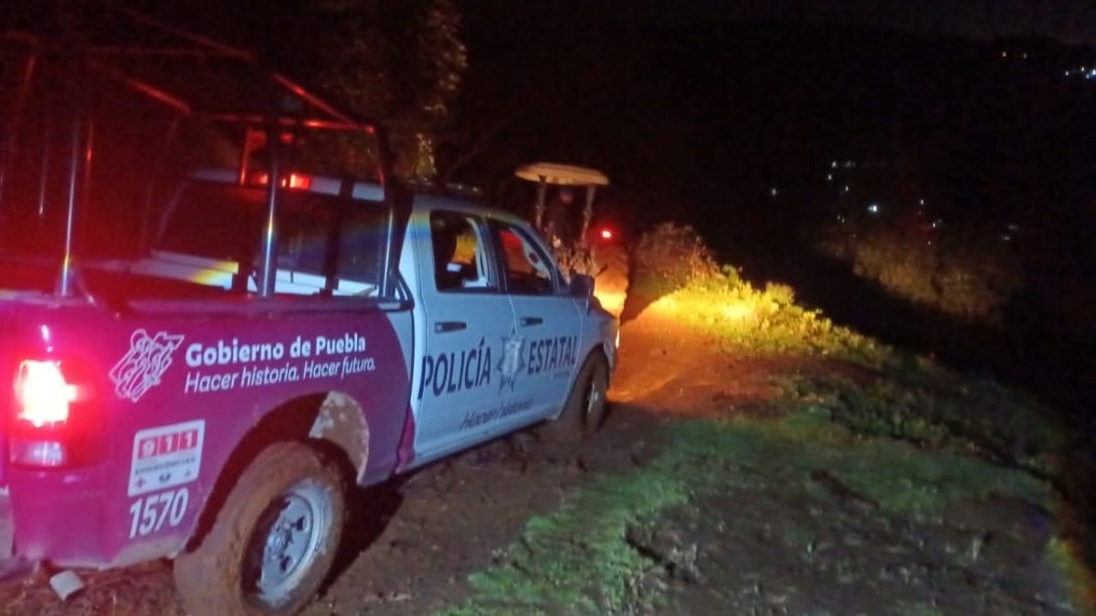 Una familia fue víctima de un violento asalto en la autopista Puebla-Orizaba y luego tuvo que caminar kilómetros para poder recibir auxilio. Aquí información.