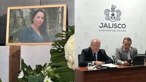 El fiscal de Jalisco admite que aún no reciben el dictamen médico forense clave para esclarecer la muerte de Eréndira durante una cirugía estética.